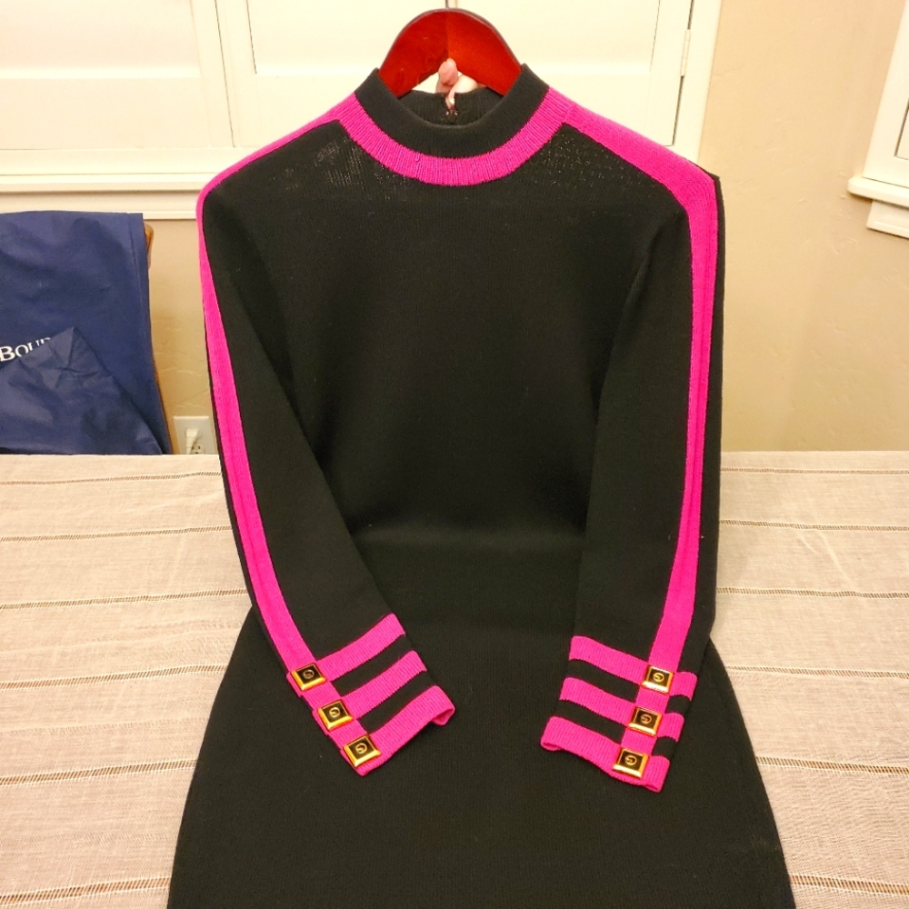 Classic St. JohnKnit dress